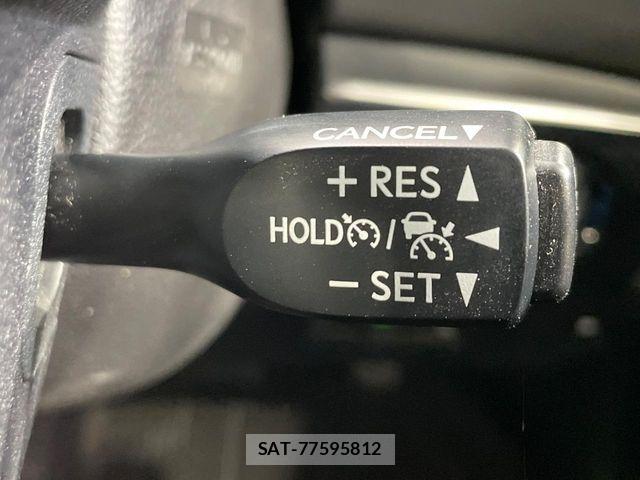Toyota PRIUS 2018-02 6752896-5