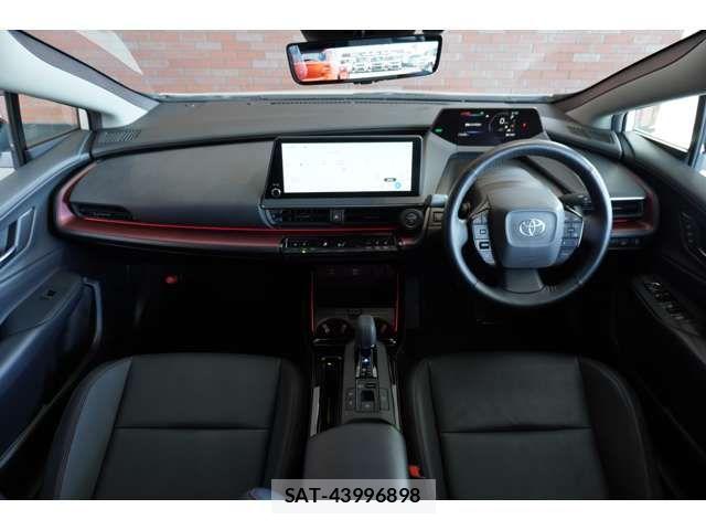 Toyota PRIUS 2023-06 6752871-9