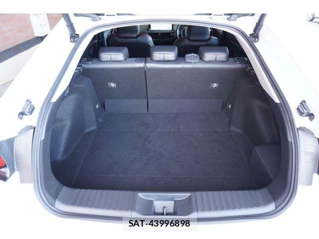 Toyota PRIUS 2023-06 6752871-12