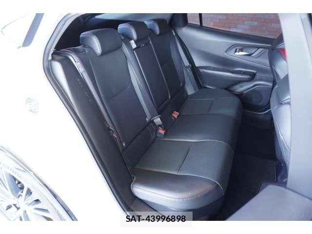 Toyota PRIUS 2023-06 6752871-5
