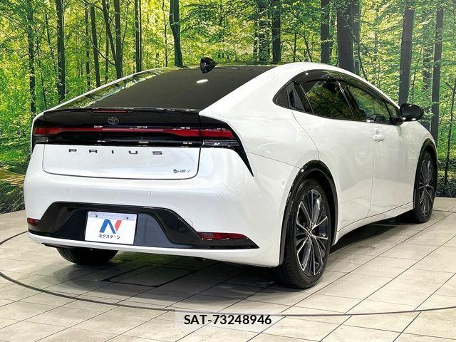 Toyota PRIUS 2023-01 6752869-17