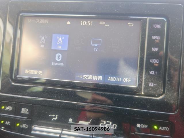 Toyota PRIUS 2020-06 6752885-15
