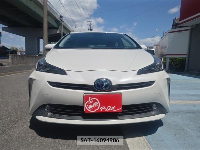 Toyota PRIUS 2020-06 6752885-1