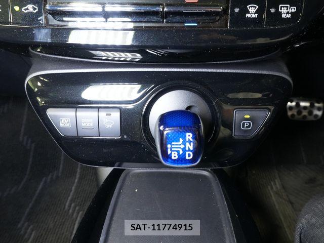 Toyota PRIUS 2020-03 6752898-17