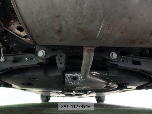 Toyota PRIUS 2020-03 6752898-21
