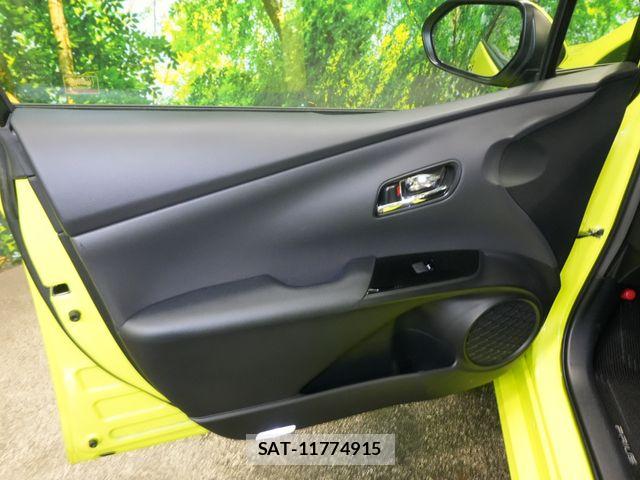 Toyota PRIUS 2020-03 6752898-24