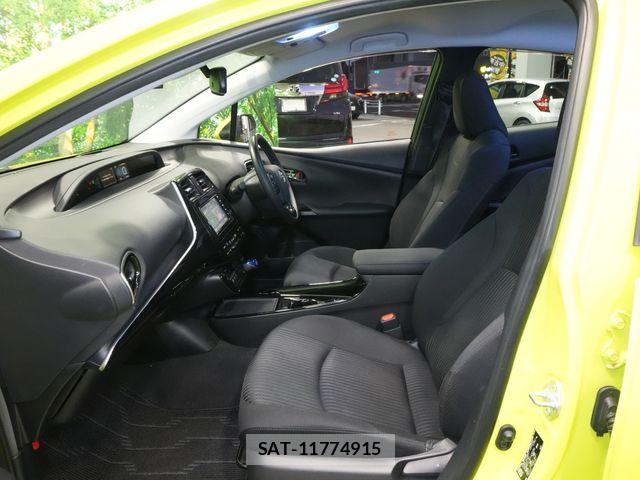 Toyota PRIUS 2020-03 6752898-25