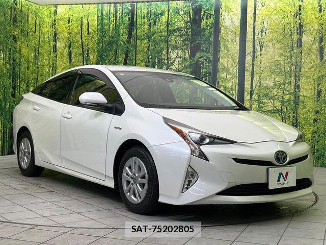 Toyota PRIUS 2016-01 6752907-15