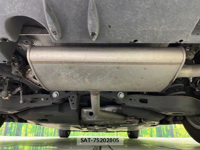 Toyota PRIUS 2016-01 6752907-18