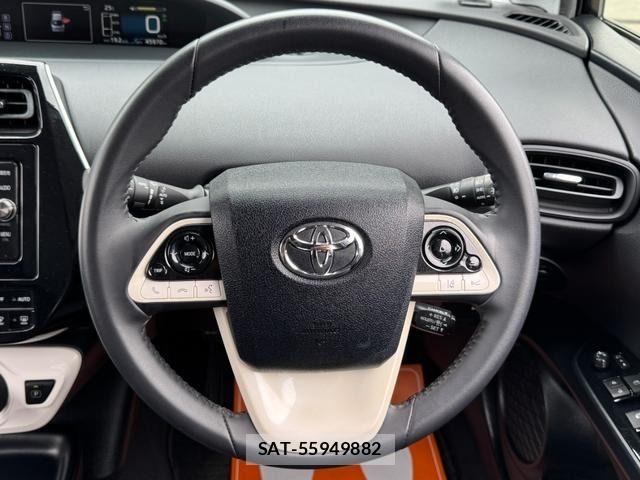 Toyota PRIUS 2017-03 6791414-13