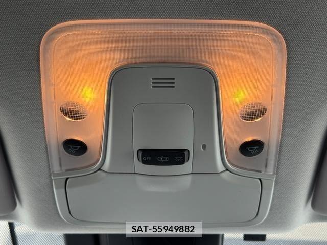Toyota PRIUS 2017-03 6791414-28