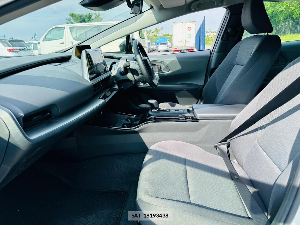 Toyota PRIUS 2023 6646574-10