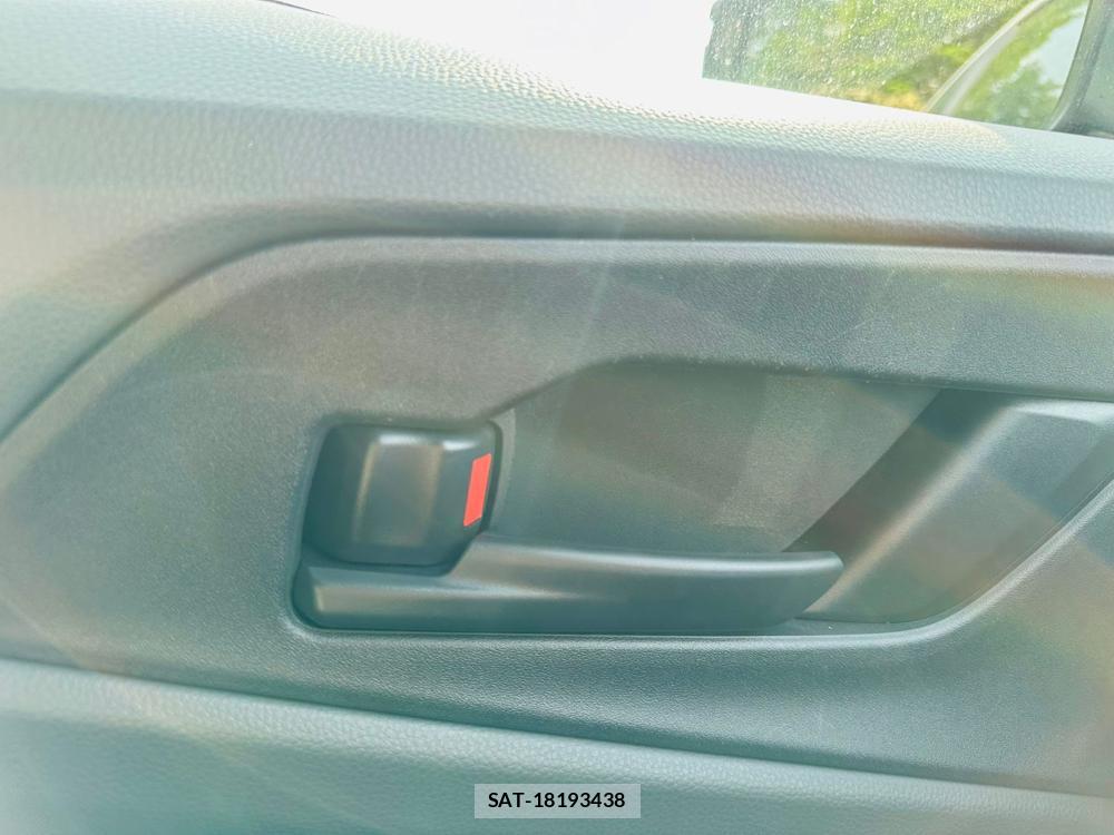 Toyota PRIUS 2023 6646574-22