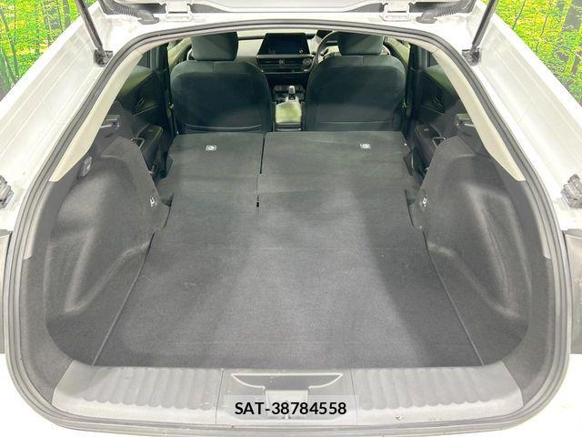 Toyota PRIUS 2023-06 6816596-9