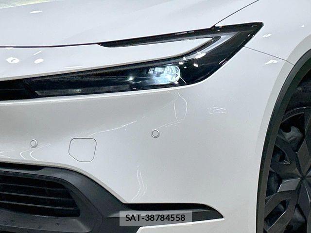 Toyota PRIUS 2023-06 6816596-11