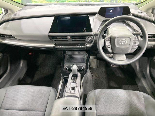 Toyota PRIUS 2023-06 6816596-1