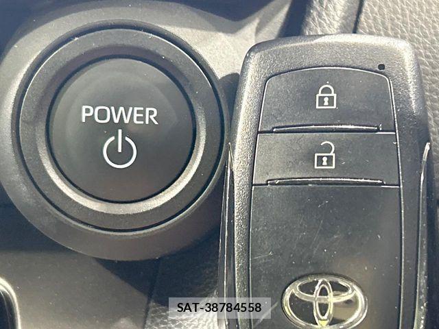 Toyota PRIUS 2023-06 6816596-6