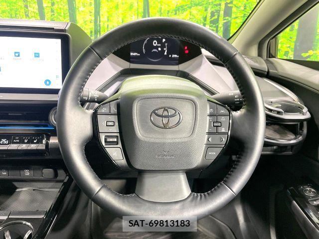 Toyota PRIUS 2023-12 6816582-12