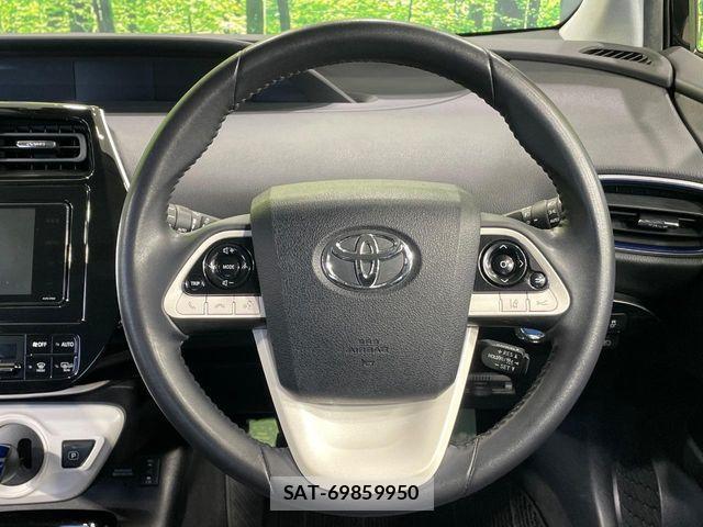 Toyota PRIUS 2018-06 6816609-10