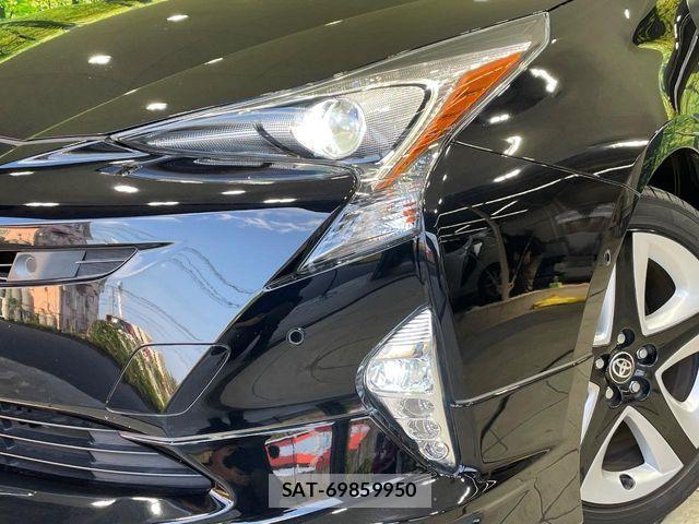 Toyota PRIUS 2018-06 6816609-11