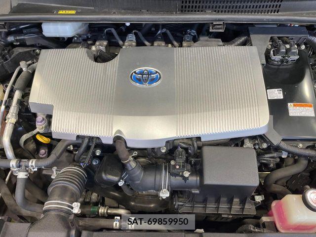 Toyota PRIUS 2018-06 6816609-17