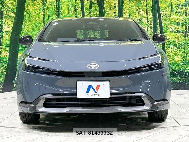 Toyota PRIUS 2025-10 6816585-13