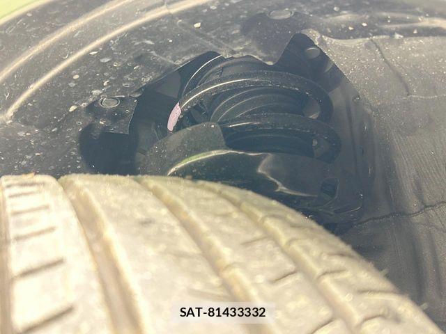 Toyota PRIUS 2025-10 6816585-19