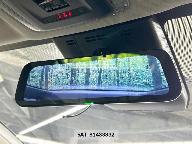 Toyota PRIUS 2025-10 6816585-4