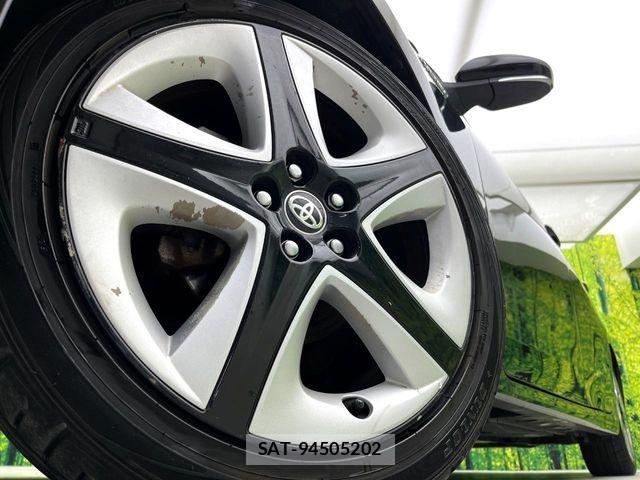 Toyota PRIUS 2016-06 6816616-12