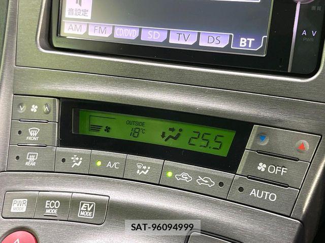 Toyota PRIUS 2013-11 6816651-5