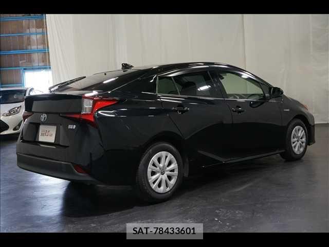 Toyota PRIUS 2019-09 6816612-8