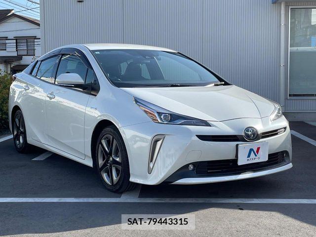 Toyota PRIUS 2019-04 6816600-14