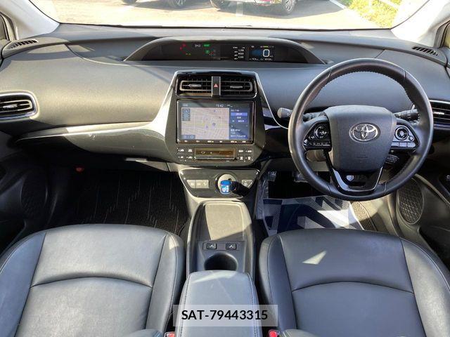 Toyota PRIUS 2019-04 6816600-1