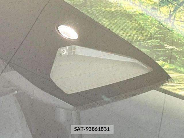 Toyota PRIUS 2024-08 6816591-3