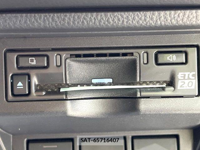 Toyota PRIUS 2024-12 6816592-6