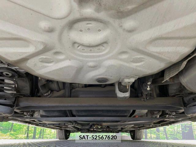 Toyota PRIUS 2010-03 6816665-18