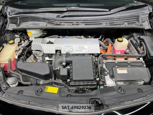Toyota PRIUS 2013-01 6816655-17
