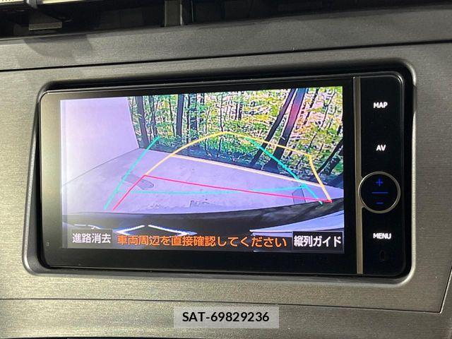 Toyota PRIUS 2013-01 6816655-3