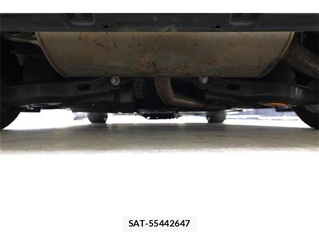Toyota PRIUS 2023-02 6816590-13