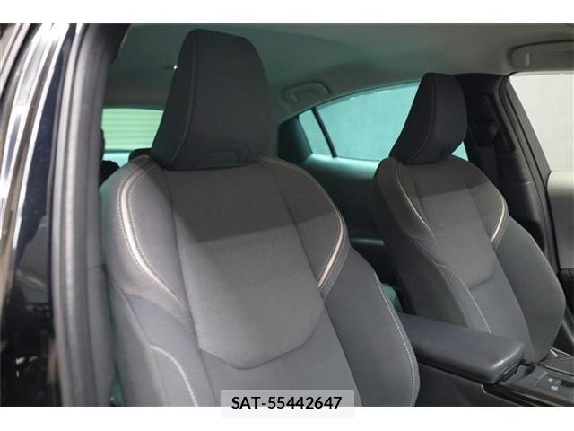 Toyota PRIUS 2023-02 6816590-17