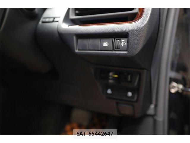 Toyota PRIUS 2023-02 6816590-18