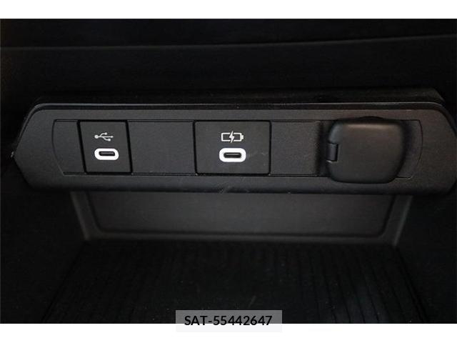 Toyota PRIUS 2023-02 6816590-25