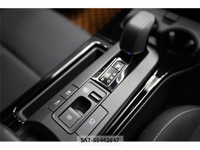 Toyota PRIUS 2023-02 6816590-26