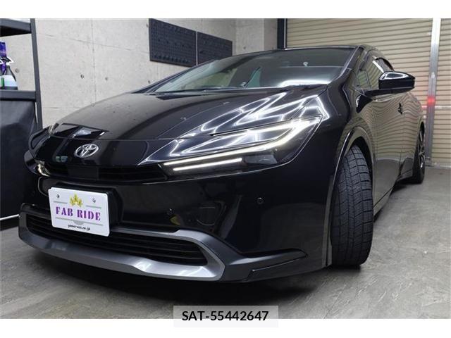 Toyota PRIUS 2023-02 6816590-5