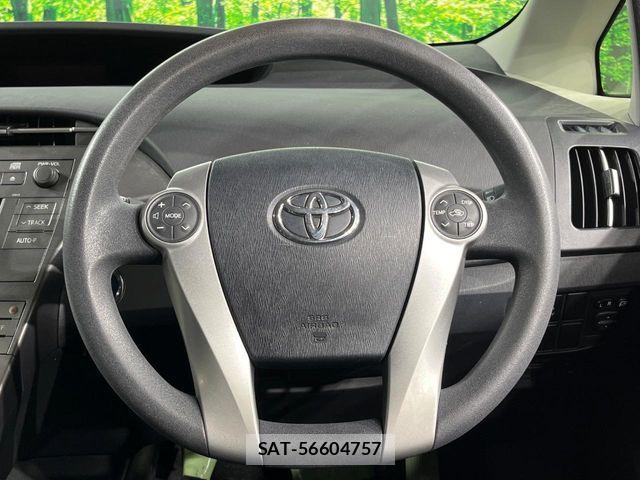 Toyota PRIUS 2014-02 6816662-10