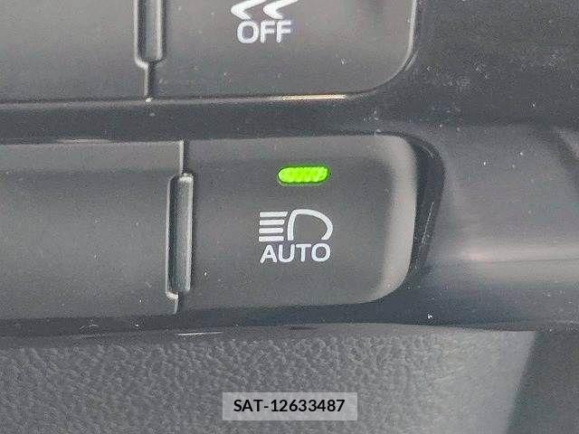 Toyota PRIUS 2016-01 6816604-5