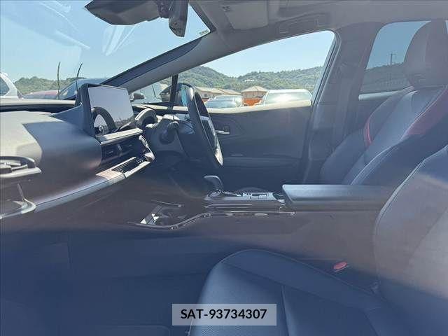 Toyota PRIUS 2025-01 6816581-17