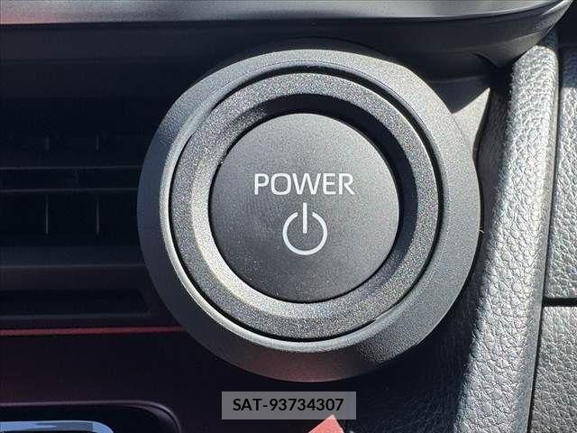 Toyota PRIUS 2025-01 6816581-21