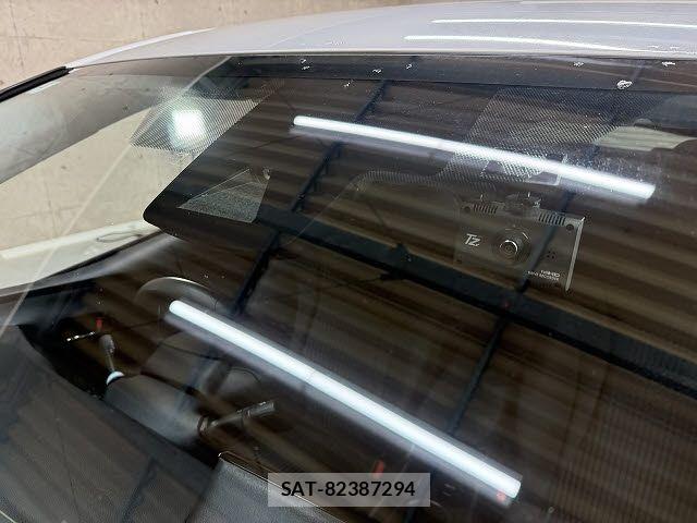 Toyota PRIUS 2016-06 6816634-8