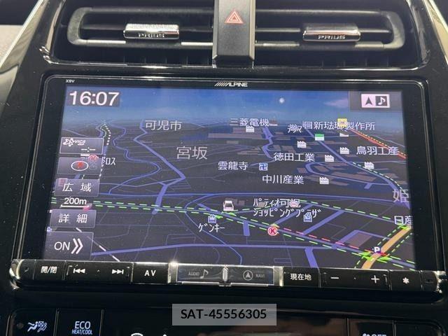 Toyota PRIUS 2017-03 6816625-16